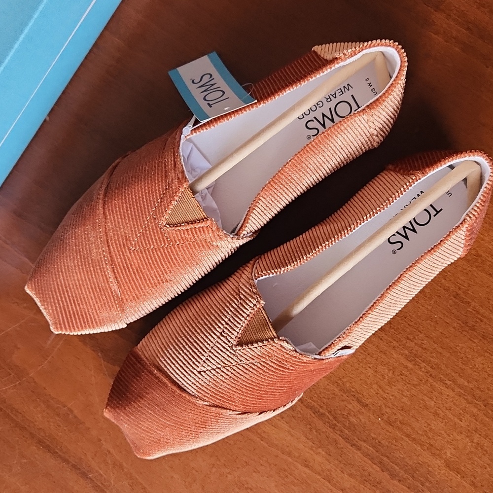 Toms Alpargata Flats